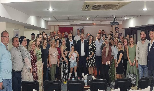 Demokratik Sağlık-Sen İzmir’de, Sertan Yeşilyurt ve Ekibi Güven Tazeledi!