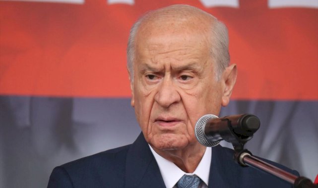 Devlet Bahçeli seçim arifesinde Burdur'da: 'Bunlar gayrimilli bataklıkla debeleniyorlar'