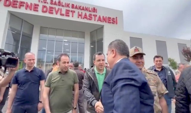 Fahrettin Koca, yarın açılacak Defne Devlet Hastanesi'ni inceledi