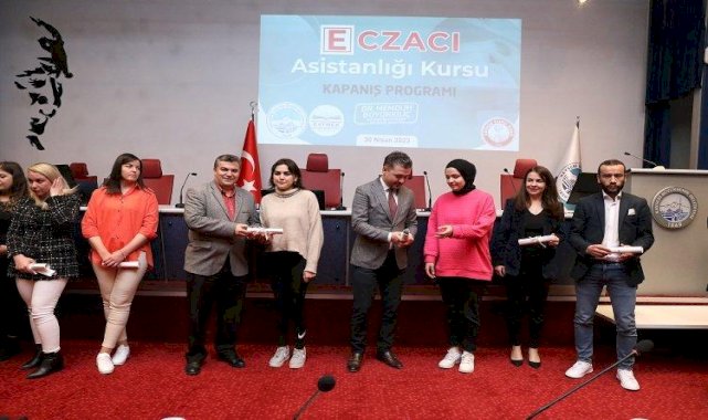 Kayseri Büyükşehir'in eczacı asistanlığı kursu sona erdi