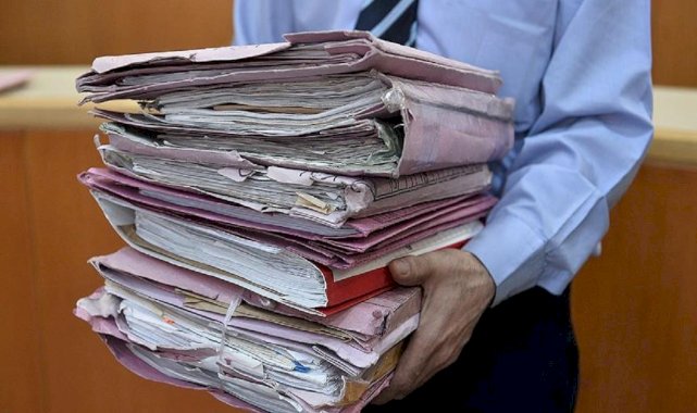 Taciz mesajlarını dosya yapıp avukatlara satmışlar