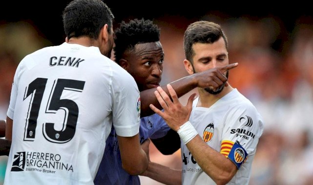 Vinicius'un kırmızısı iptal edildi, Valencia'ya 5 maçlık ceza verildi