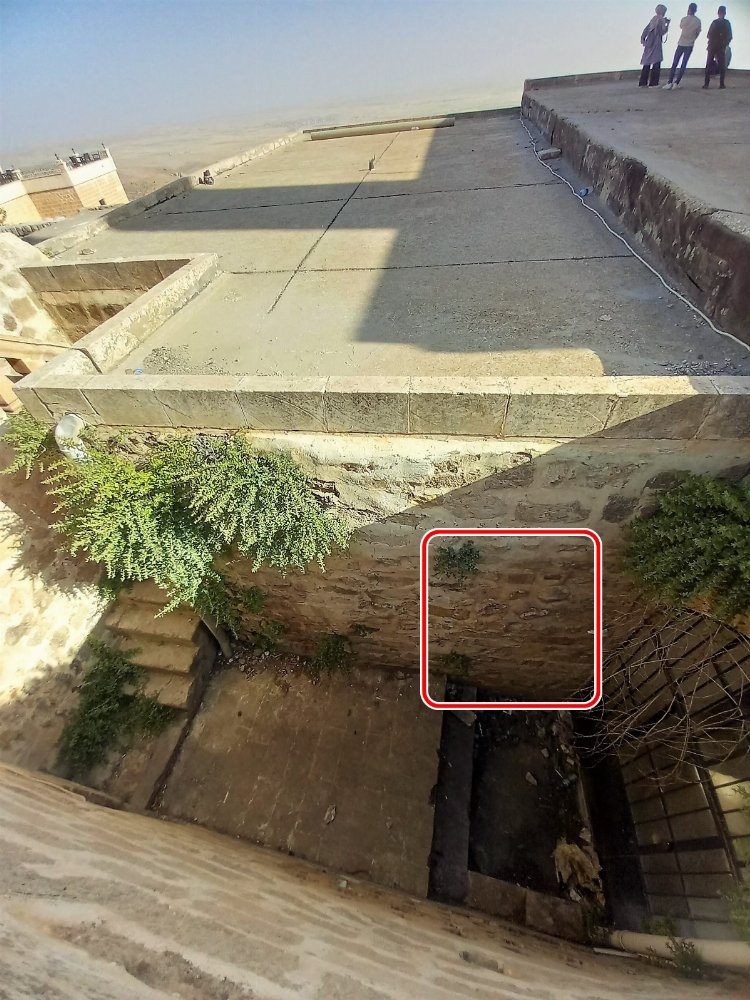 Artuklu Meliki'nin mezarında 'tarihi' bekleyiş