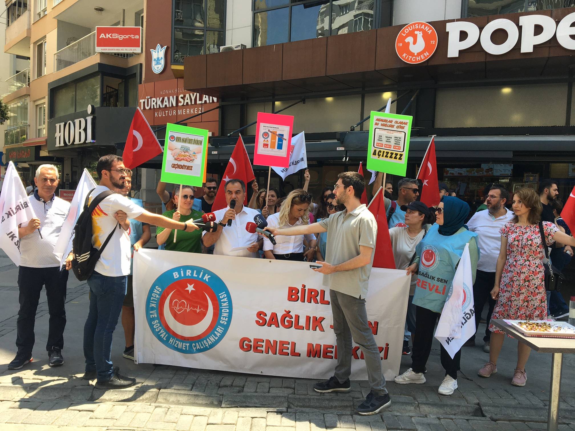 Birlik Sağlık-Sen: Para Pul Oldu, Memura 33 Bin Üstü Maaş İstiyoruz!