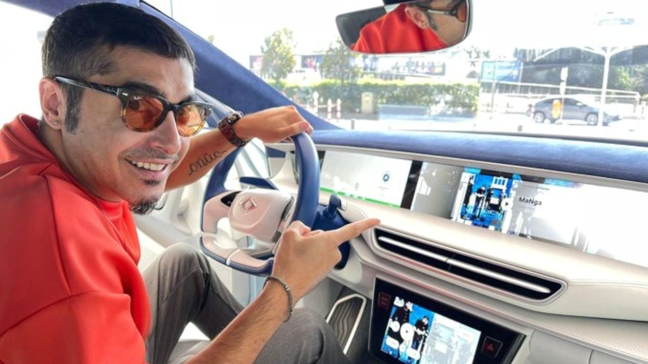 Manga'nın solisti Akgül, TOGG pozunu eleştiren sanatçılara dava açtı