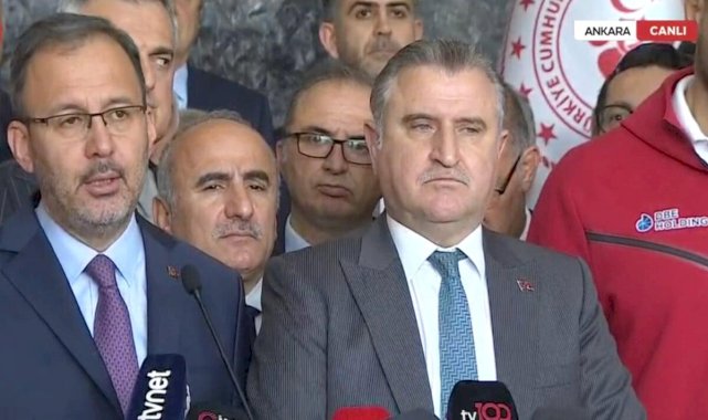 Osman Aşkın Bak yeni bakanlık görevini teslim aldı: Bir abi kardeş gibi çalıştık