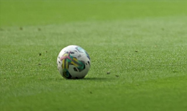 Süper Lig'de yerli ve yabancı futbolculara hangi takım kaç dakika süre verdi