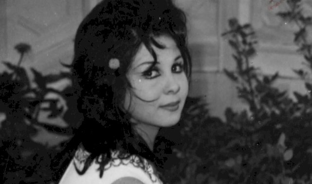 Yıldız Tezcan hayatını kaybetti