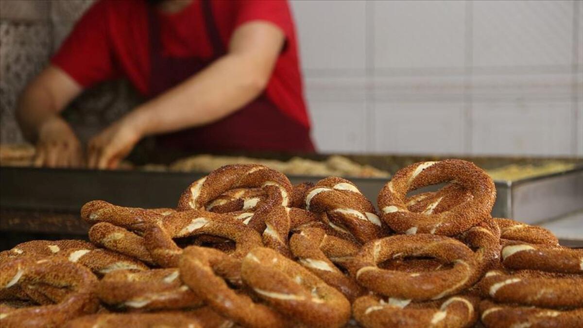 Ankara'da simit 10 TL'den satılacak