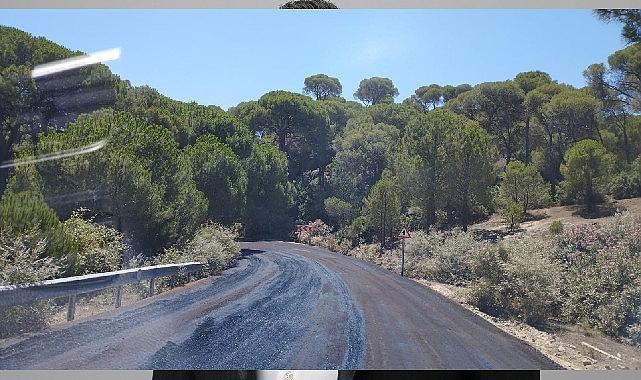 Çiftlik-Bayır Yolunda 10 Bin 500 Metre Sathi Kaplama Yapıldı