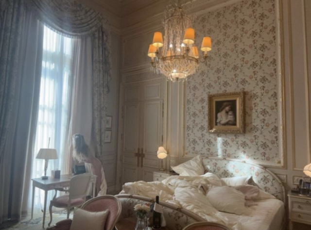 Heidi Klum'un çıplak fotoğrafları takipçilerini şaşırttı