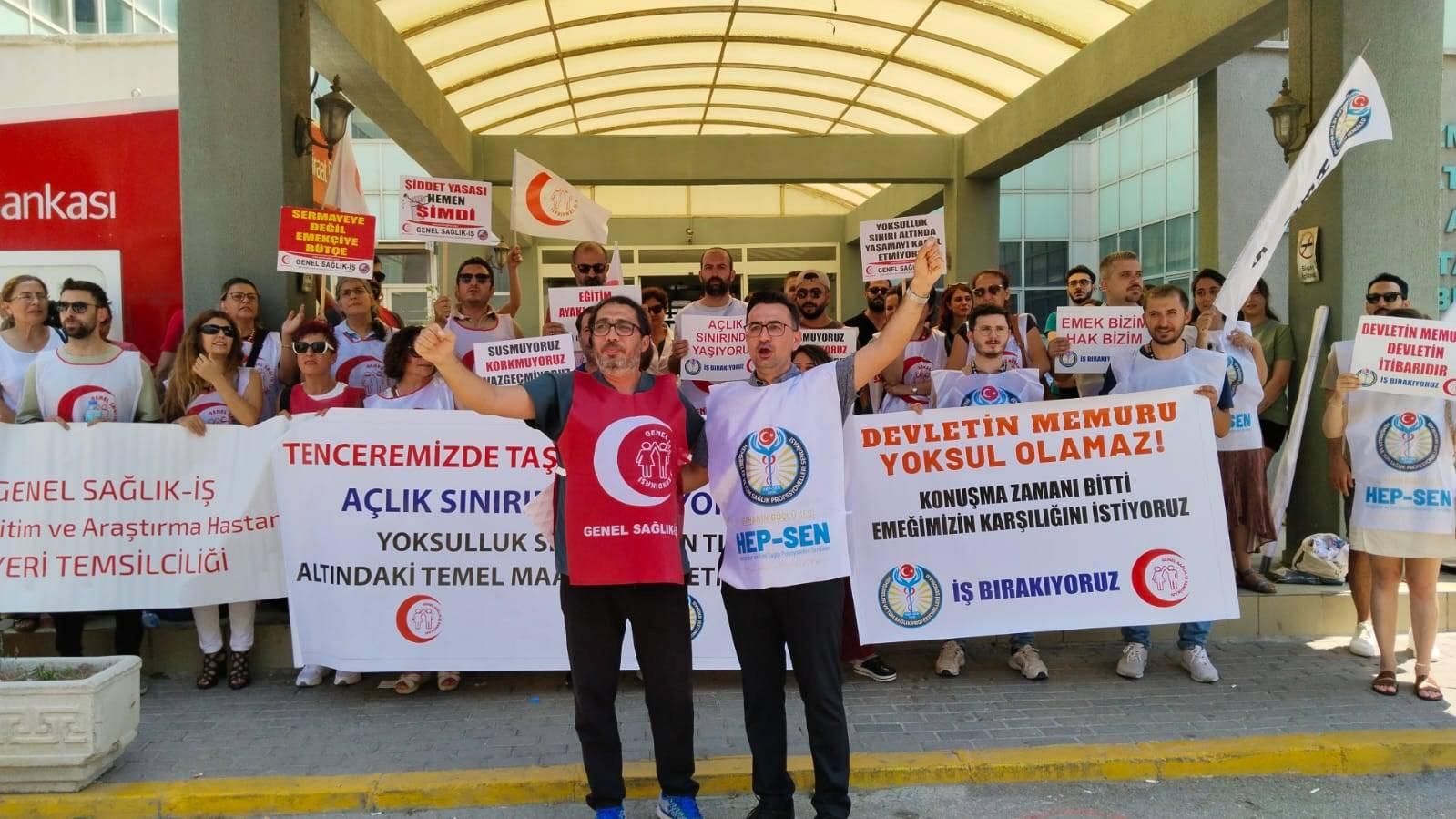 İş Bırakan Sağlık Çalışanlarından Mesaj: “Devletin Memuru Yoksul Olamaz!”