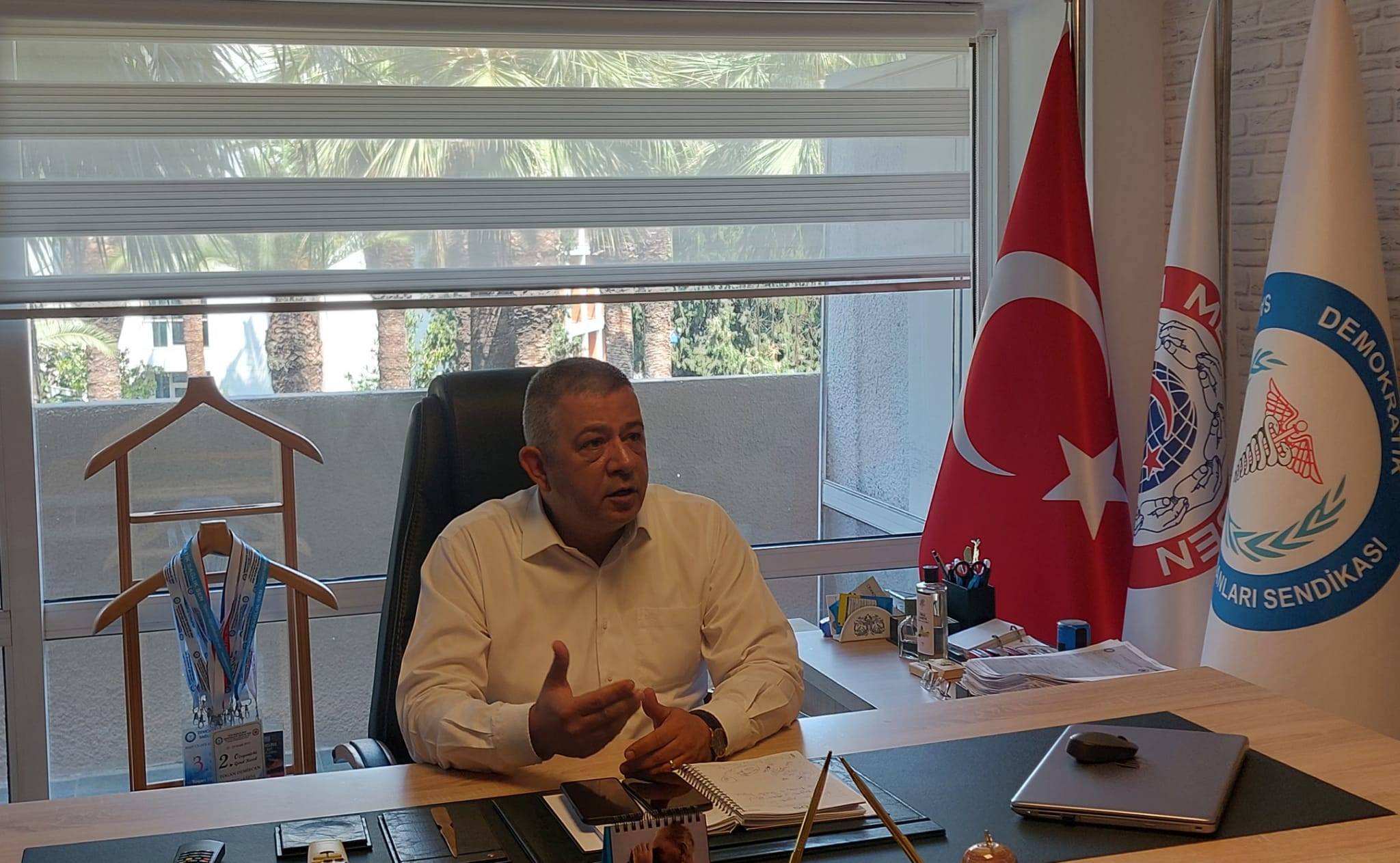 Memur Maaş Zammına Demokratik Sağlık Sen’den Tepki!