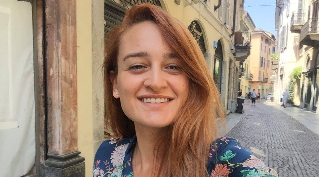 Psikiyatristlerden Rol Çalan ‘Tevbe’ciler Terapistliğe Soyundu, Sadakası 500 Avro!