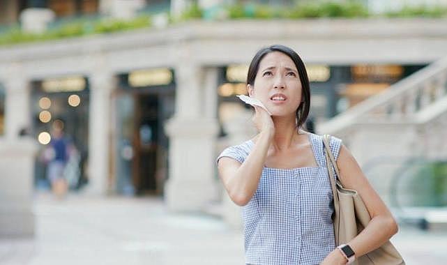 Sıcaklarda Güneşin Zararlarından Korunun