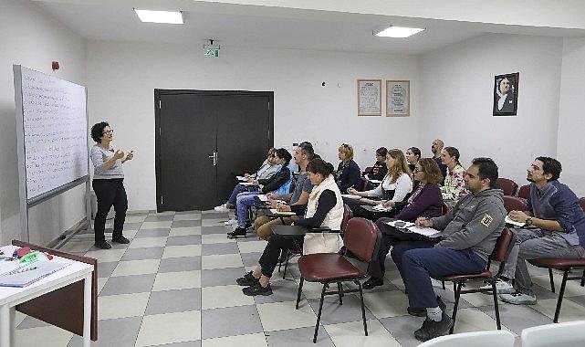 Aziz Nesin Bilgi Eğitim Merkezi'ndeki kurslara büyük ilgi