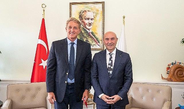 Başkan Soyer ABD Büyükelçisi Jeffry Flake'i ağırladı