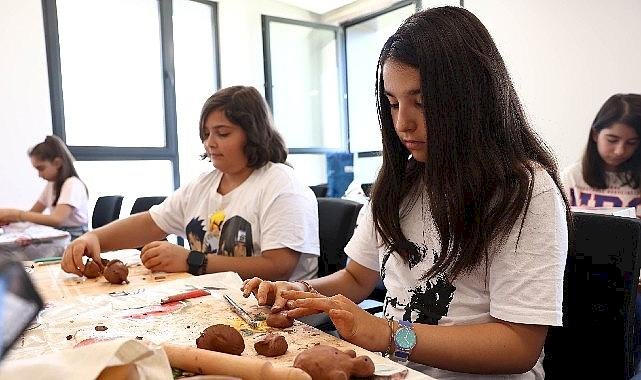 Çankaya'da çocuklar tatili verimli geçiriyor