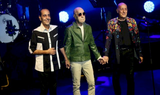 Fuat Güner'den 52 yıllık dostu Özkan Uğur'a veda! 'Biz en zorunu başardık Özkanım'