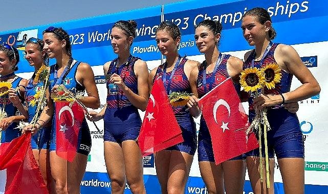 Milli kürekçilerden 1 gümüş 1 bronz madalya 