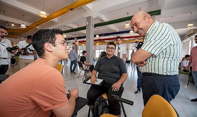 Soyer: Gençler İzmir'i tercih etsinler