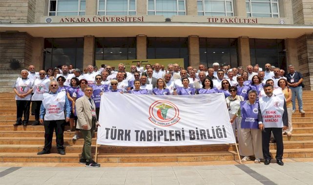 TTB 75. Büyük Kongre’de “Hekim Emeğinin Değersizleşmesini Kabul Etmiyoruz!” Mesajı!
