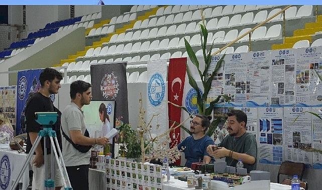 Üniversite adayları Ege'de buluştu