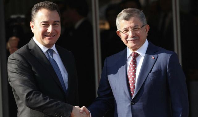 Ahmet Davutoğlu ile Ali Babacan'dan CHP'ye vekillik tepkisi