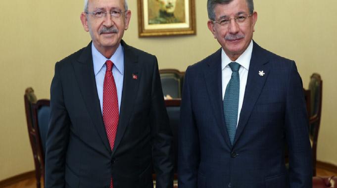 Ahmet Davutoğlu'ndan gizli mutabakat yorumu:  Ümit Özdağ'ın içişleri bakanı olduğu ülkede yaşayamam