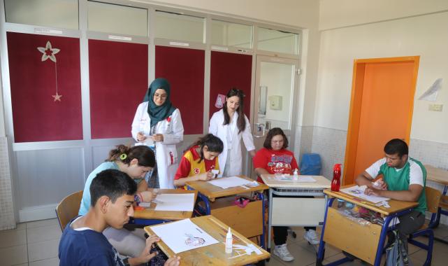 Başkan Altay: "Özel öğrenciler dolu dolu bir yaz geçiriyor"