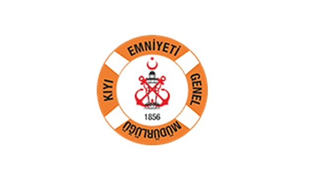 Bozburun Dirsekbükü Koyu önlerinde sürüklenen tekne kurtarıldı