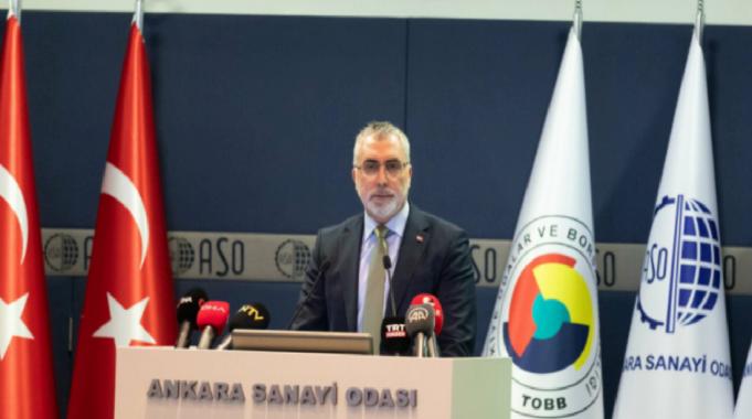 Çalışma ve Sosyal Güvenlik Bakanı Vedat Işıkhan'dan ekonomi mesajı