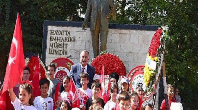 Çankaya'da Zafer Coşkusu Atapark'ta düzenlenen törenle başladı