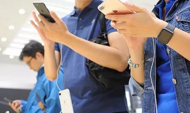 Çin’de telekom devlerinin 7 aylık geliri 140 milyar doları geçti