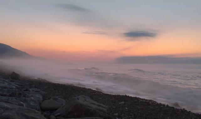 Doğa sürprizi: Kastamonu'da deniz sıcaklığı 11 dereceye geriledi, sis bulutları oluştu