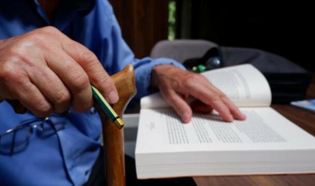 Edirne'de iki üniversite mezunu 80 yaşındaki adam üçüncü üniversitesini kazandı