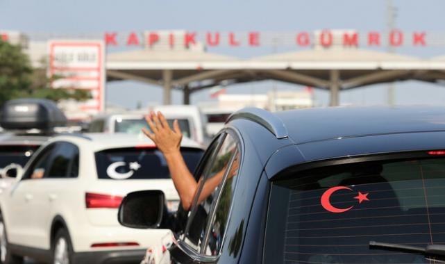 Gurbetçilerin hüzünlü dönüş yolculuğu: Sevinerek geliyoruz, üzülerek gidiyoruz