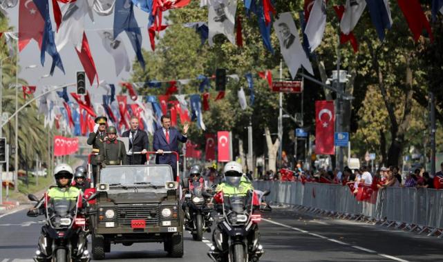 İmamoğlu, 30 Ağustos Zafer Bayramı törenlerine katıldı
