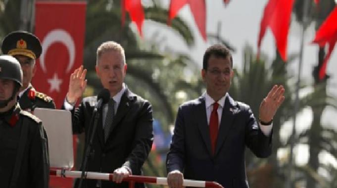 İmamoğlu, 30 Ağustos Zafer Bayramı törenlerine katıldı