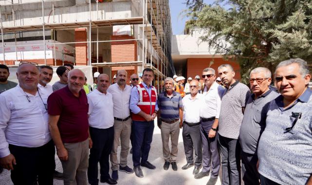 İmamoğlu, İBB’nin Elazığ’daki okul inşaatında incelemelerde bulundu