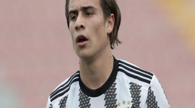 Juventus, Kenan Yıldız ile sözleşme yeniledi