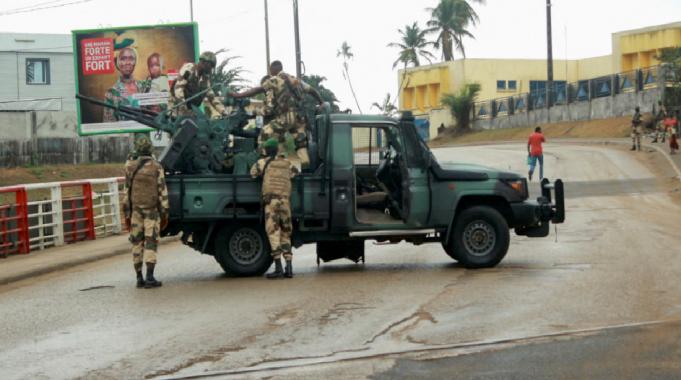 Kamerun ve Ruanda'da darbe önlemi: Ordu kadrolarına yeni atamalar yapıldı