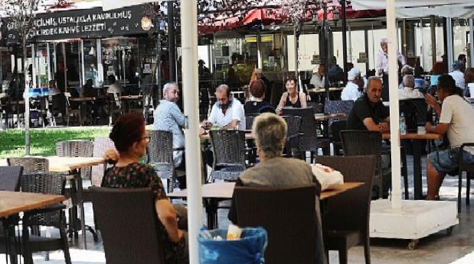 Karşıyaka Belediyesi tesislerinde bütçe dostu fiyatlar