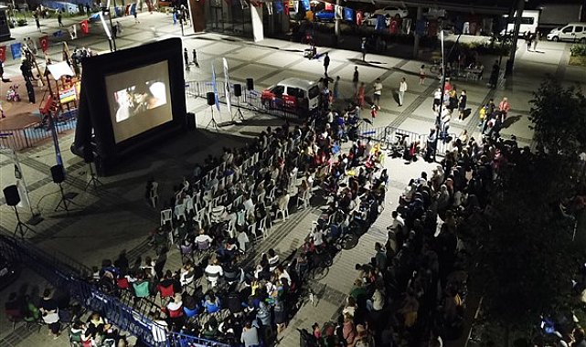 Küçükçekmece’de ‘Parklarda Sanat Var’ etkinliklerine büyük ilgi