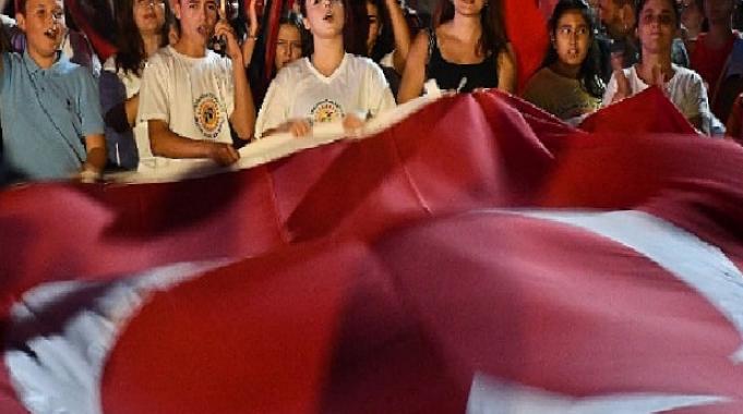 Lüleburgaz&#039;da Zafer Bayramı coşkusu alanlara sığmadı!