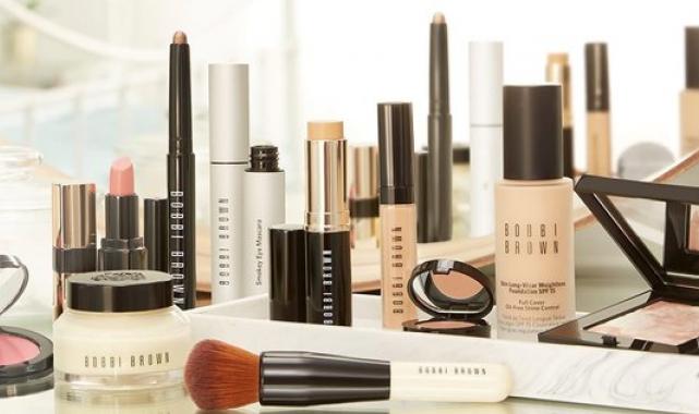 Makyaj ürünlerinde muhteşem sezon sonu indirimleri