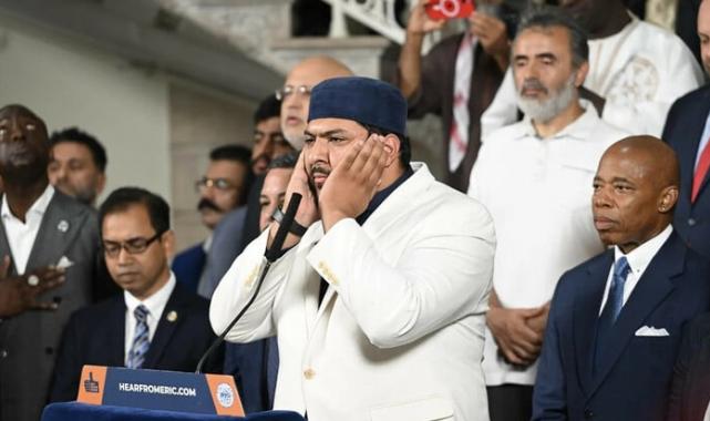 New York Belediyesi, cuma ezanının açıktan okunmasının önündeki engeli kaldırdı