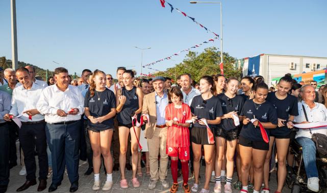 Özdere 100. Yıl Gençlik ve Spor Yerleşkesi açıldı