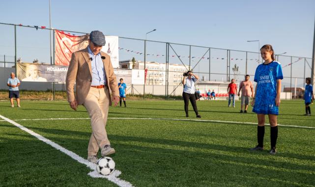 Özdere 100. Yıl Gençlik ve Spor Yerleşkesi açıldı