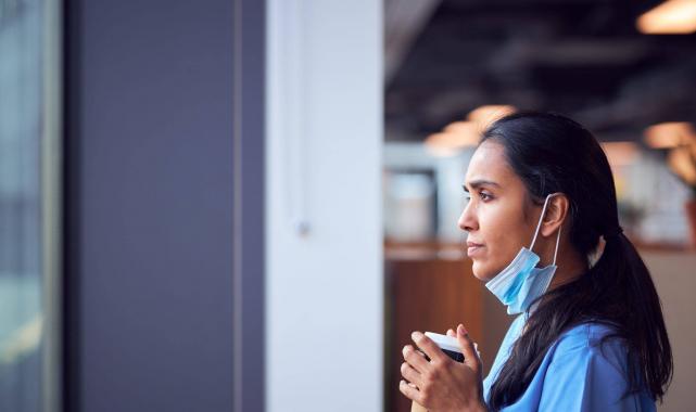 Sağlık Personeli İçin ‘Gece Tazminatı’ Talebi